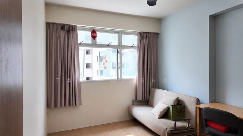 453A Bukit Batok West Avenue 6, 453A Bukit Batok West Avenue 6, 3 Bedrooms, 1,001 sqft, HDB Flat For Sale, by Tan Hui Shan, 500164172 - Common Room - PropertyGuru.com.sg