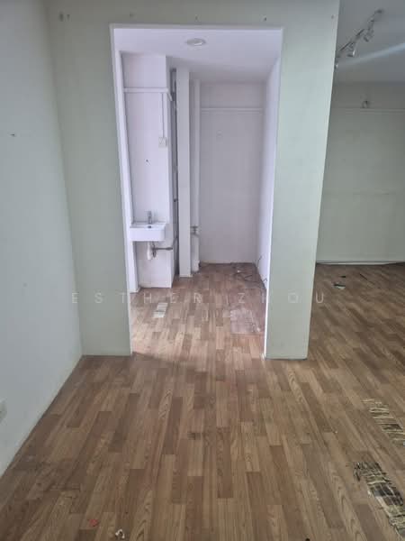Atrix, 82 Lorong 23 Geylang, 1,335 sqft, Light Industrial (B1) For Sale, by Esther Zhou, 500164182 - Interior - CommercialGuru.com.sg