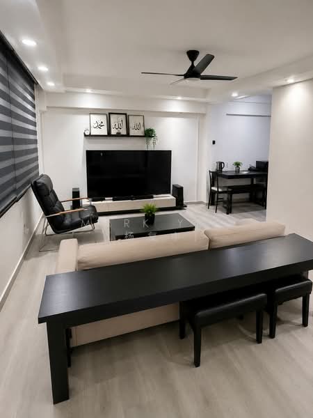 855 Tampines Street 83, 855 Tampines Street 83, Room Rental, 150 sqft, HDB Flat For Rent, by Mark Yeo (杨复中), 500164183 - Living Room - PropertyGuru.com.sg