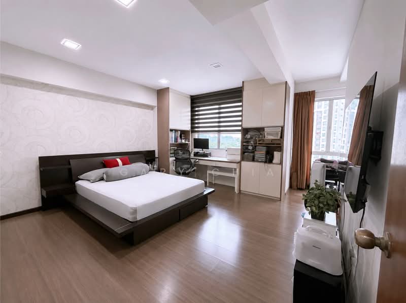 Guilin View, 22 Bukit Batok Street 52, 3 Bedrooms, 1,259 sqft, Condominium For Sale, by Gary Chia, 500164191 - Bedroom - PropertyGuru.com.sg