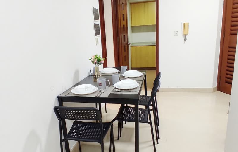 The Blossomvale, 900 Dunearn Road, Room Rental, 100 sqft, Condominium For Rent, by Charlotte Lin, 500164192 - Dining Room - PropertyGuru.com.sg