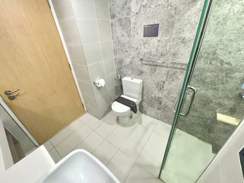 The Lakefront Residences, 42 Lakeside Drive, Room Rental, 100 sqft, Condominium For Rent, by Sean Ong, 500164193 - Bathroom - PropertyGuru.com.sg