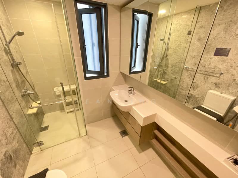 The Lakefront Residences, 42 Lakeside Drive, Room Rental, 100 sqft, Condominium For Rent, by Sean Ong, 500164193 - Bathroom - PropertyGuru.com.sg
