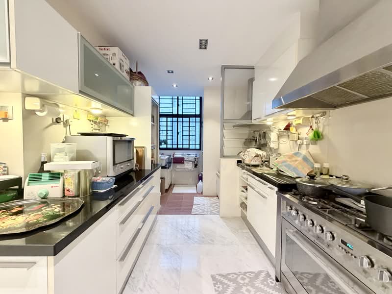 Mandarin Gardens, 3 Siglap Road, 3 Bedrooms, 2,024 sqft, Condominium For Sale, by Marius Wong, 500164196 - Kitchen - PropertyGuru.com.sg