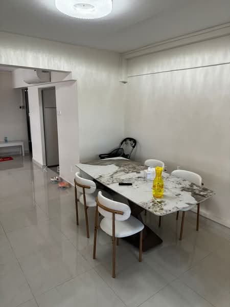 356 Clementi Avenue 2, 356 Clementi Avenue 2, Room Rental, 130 sqft, HDB Flat For Rent, by KelvinS See, 500164200 - Dining Room - PropertyGuru.com.sg