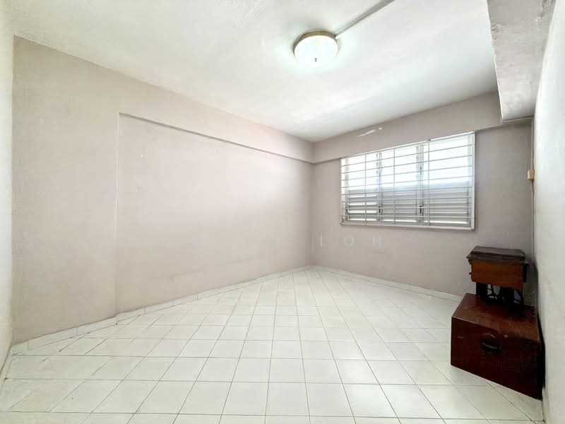 310 Hougang Avenue 5, 310 Hougang Avenue 5, 3 Bedrooms, 1,055 sqft, HDB Flat For Sale, by Scott Loh, 500164202 - Common Bedroom 2 - PropertyGuru.com.sg