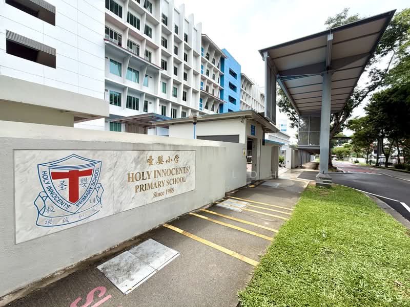 310 Hougang Avenue 5, 310 Hougang Avenue 5, 3 Bedrooms, 1,055 sqft, HDB Flat For Sale, by Scott Loh, 500164202 - 3 min walk to Holy Innocents Primary Sch - PropertyGuru.com.sg