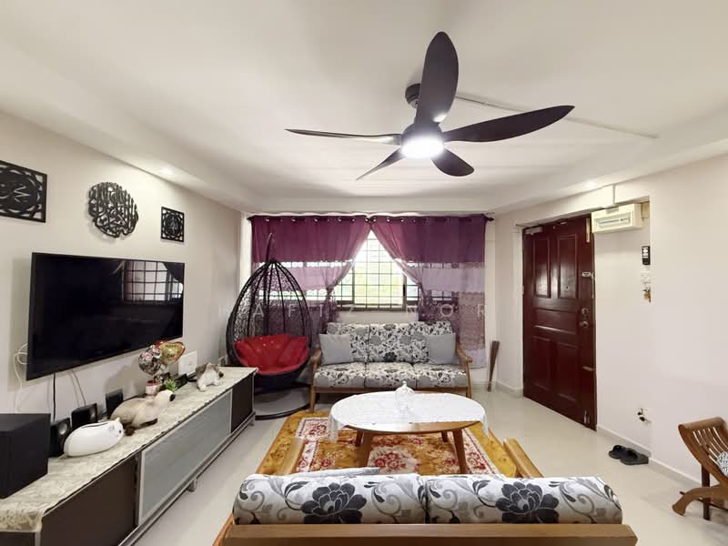 8 Marsiling Drive, 8 Marsiling Drive, 3 Bedrooms, 968 sqft, HDB Flat For Sale, by Hafiz Nor, 500164205 - Living Room - PropertyGuru.com.sg