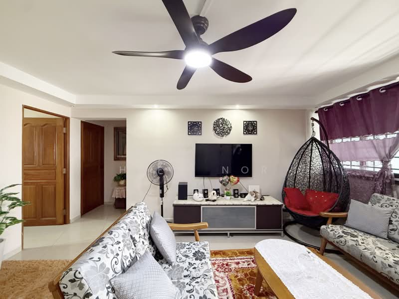 8 Marsiling Drive, 8 Marsiling Drive, 3 Bedrooms, 968 sqft, HDB Flat For Sale, by Hafiz Nor, 500164205 - Living Room - PropertyGuru.com.sg