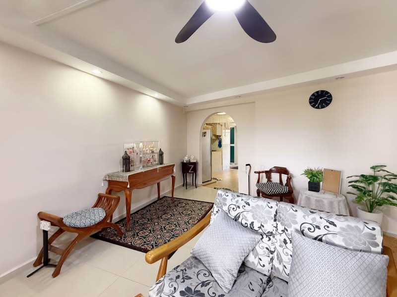 8 Marsiling Drive, 8 Marsiling Drive, 3 Bedrooms, 968 sqft, HDB Flat For Sale, by Hafiz Nor, 500164205 - Living Room - PropertyGuru.com.sg