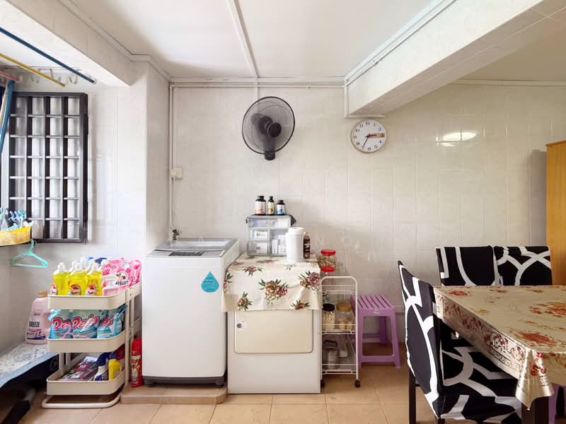 8 Marsiling Drive, 8 Marsiling Drive, 3 Bedrooms, 968 sqft, HDB Flat For Sale, by Hafiz Nor, 500164205 - Kitchen - PropertyGuru.com.sg