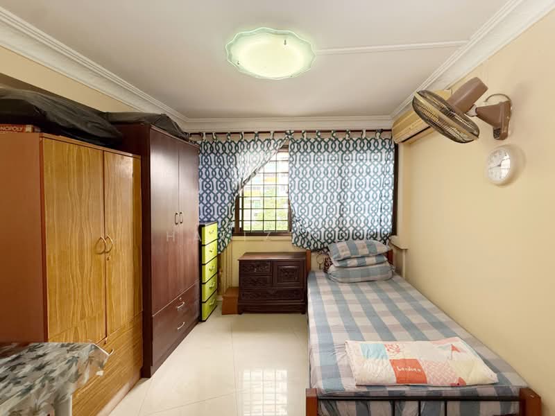 8 Marsiling Drive, 8 Marsiling Drive, 3 Bedrooms, 968 sqft, HDB Flat For Sale, by Hafiz Nor, 500164205 - Bedroom - PropertyGuru.com.sg