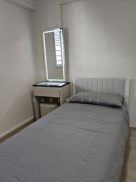 424 Ang Mo Kio Avenue 3, 424 Ang Mo Kio Avenue 3, 2 Bedrooms, 796 sqft, HDB Flat For Rent, by Karen Lee, 500164207 - Bedroom - PropertyGuru.com.sg