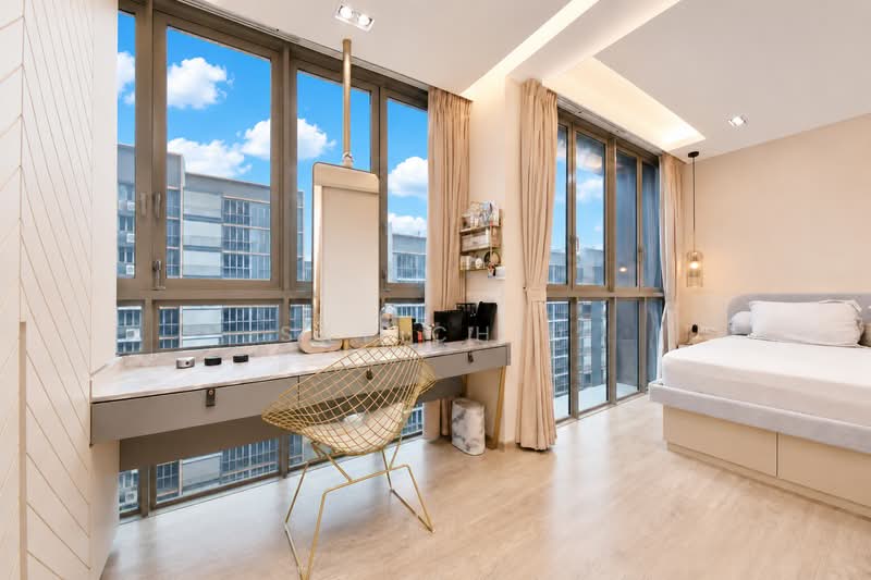 Sol Acres, 6 Choa Chu Kang Grove, 3 Bedrooms, 1,098 sqft, Executive Condominium For Sale, by Sky Chiu, 500164208 - Merged Bedroom 2 - Wardrobe Dressing - PropertyGuru.com.sg