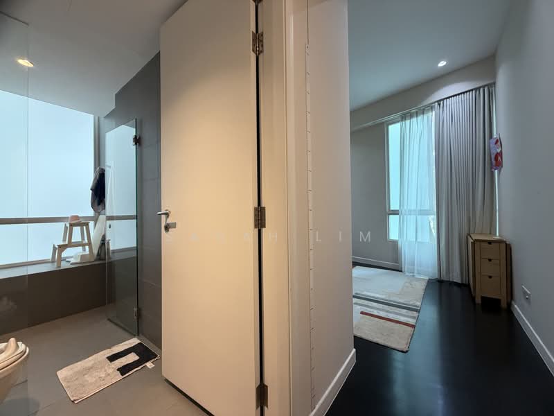Saint Thomas Suites, 33 St Thomas Walk, 3 Bedrooms, 1,820 sqft, Condominium For Rent, by Sarah Lim, 500164210 - Bathroom - PropertyGuru.com.sg