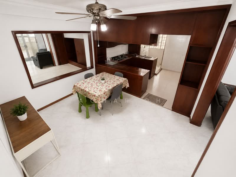 842G Tampines Street 82, 842G Tampines Street 82, 3 Bedrooms, 1,162 sqft, HDB Flat For Sale, by Zachar Oh, 500164212 - Dining Room - PropertyGuru.com.sg