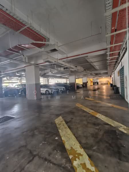 Woodlands Industrial Park E1, 38 Woodlands Industrial Park E1, 624 sqft, Factory / Workshop (B2) For Rent, by Joanne Tan Siew May, 500164217 - Car Park - CommercialGuru.com.sg