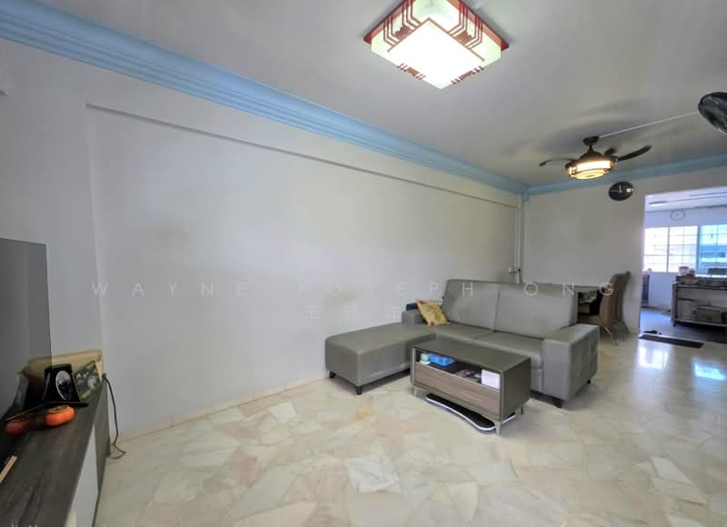 212 Bukit Batok Street 21, 212 Bukit Batok Street 21, 2 Bedrooms, 721 sqft, HDB Flat For Sale, by Wayne Joseph Ong 王伟洋, 500164223 - Living Room - PropertyGuru.com.sg