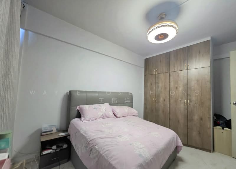 212 Bukit Batok Street 21, 212 Bukit Batok Street 21, 2 Bedrooms, 721 sqft, HDB Flat For Sale, by Wayne Joseph Ong 王伟洋, 500164223 - Bedroom - PropertyGuru.com.sg