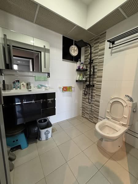 406B Northshore Drive, 406B Northshore Drive, 3 Bedrooms, 1,021 sqft, HDB Flat For Sale, by Natasha Goh, 500164226 - Bathroom - PropertyGuru.com.sg
