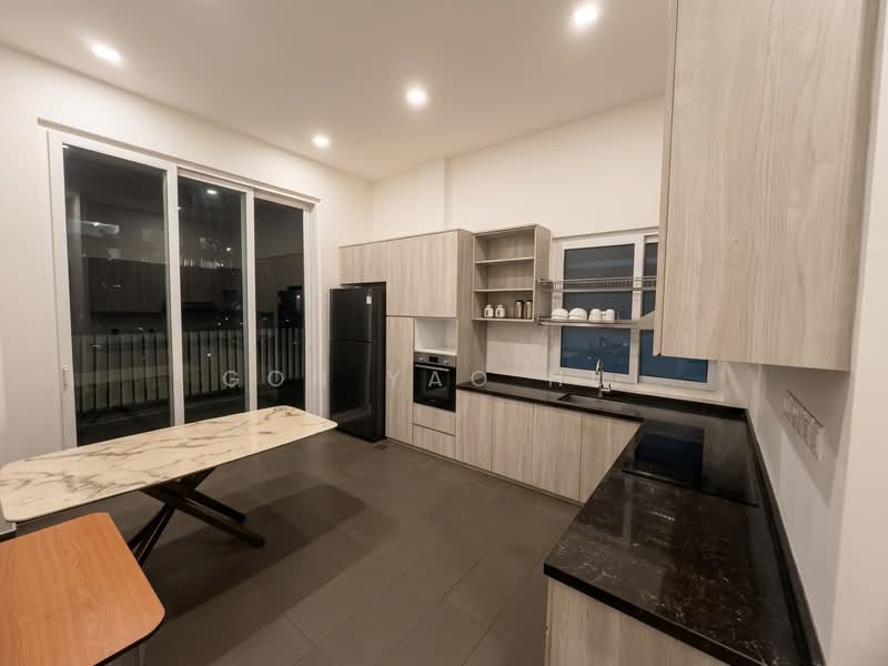 Sembong Road, , 6 Bedrooms, 5,524 sqft, Semi-Detached House For Sale, by Goh Yao Hui, 500164227 - Kitchen - PropertyGuru.com.sg