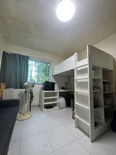 402 Woodlands Street 41, 402 Woodlands Street 41, Room Rental, 190 sqft, HDB Flat For Rent, by Julia Lee, 500164228 - Bedroom - PropertyGuru.com.sg