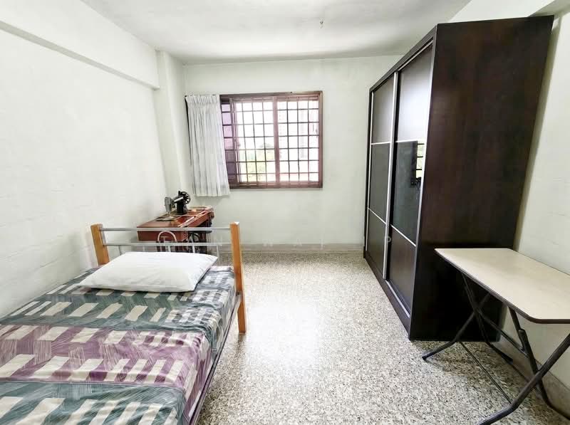 185 Boon Lay Avenue, 185 Boon Lay Avenue, 2 Bedrooms, 635 sqft, HDB Flat For Sale, by Tan Wai Ip, 500164230 - Bedroom - PropertyGuru.com.sg