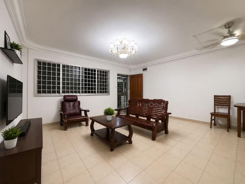 929 Jurong West Street 92, 929 Jurong West Street 92, 3 Bedrooms, 1,109 sqft, HDB Flat For Sale, by Ethan Chong, 500164264 - Living Room - PropertyGuru.com.sg