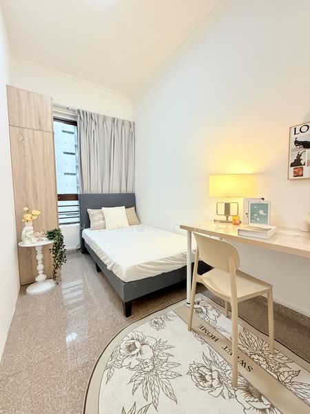 Birmingham Mansions, 130 Thomson Road, Room Rental, 100 sqft, Apartment For Rent, by Zheng Chao, 500164274 - Bedroom - PropertyGuru.com.sg