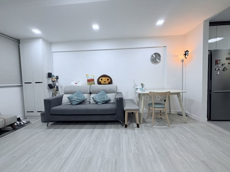 505 Hougang Avenue 8, 505 Hougang Avenue 8, 2 Bedrooms, 689 sqft, HDB Flat For Sale, by Arthur Loo, 500164276 - Living Room - PropertyGuru.com.sg
