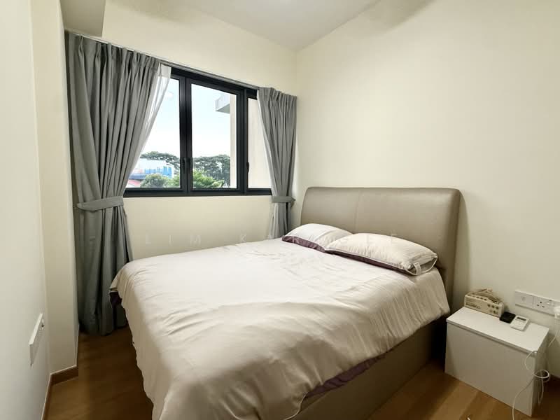 The Gazania, 5 How Sun Drive, 2 Bedrooms, 700 sqft, Condominium For Sale, by Lim Kar Gee, 500164279 - Bedroom - PropertyGuru.com.sg