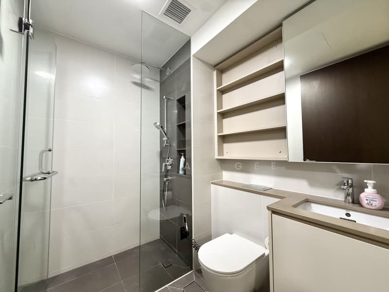 The Gazania, 5 How Sun Drive, 2 Bedrooms, 700 sqft, Condominium For Sale, by Lim Kar Gee, 500164279 - PropertyGuru.com.sg