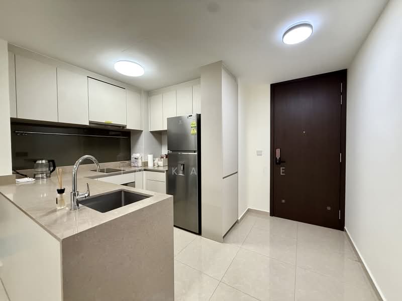 The Gazania, 5 How Sun Drive, 2 Bedrooms, 700 sqft, Condominium For Sale, by Lim Kar Gee, 500164279 - Kitchen - PropertyGuru.com.sg