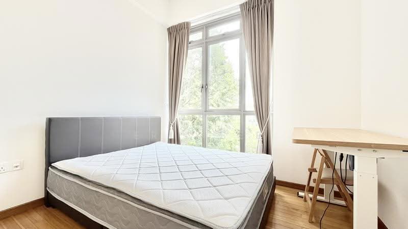 Auralis, 587 East Coast Road, East Coast / Marine Parade, 2 Bedrooms, 732 sqft, Condominium For Sale, by Eric See, 500164285 - Master Bedroom - PropertyGuru.com.sg