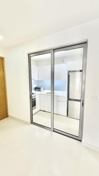 Auralis, 587 East Coast Road, East Coast / Marine Parade, 2 Bedrooms, 732 sqft, Condominium For Sale, by Eric See, 500164285 - Kitchen - PropertyGuru.com.sg