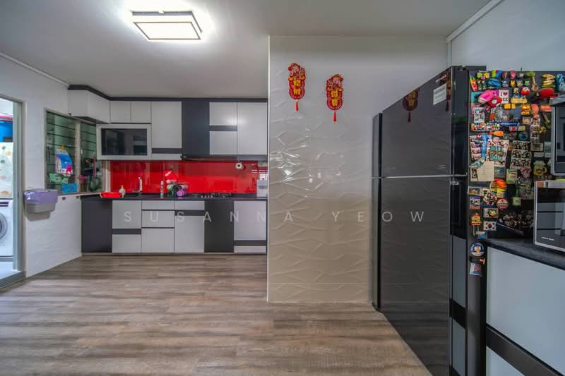 740 Pasir Ris Street 71, 740 Pasir Ris Street 71, 3 Bedrooms, 1,367 sqft, HDB Flat For Sale, by Susanna Yeow, 500164287 - Kitchen - PropertyGuru.com.sg