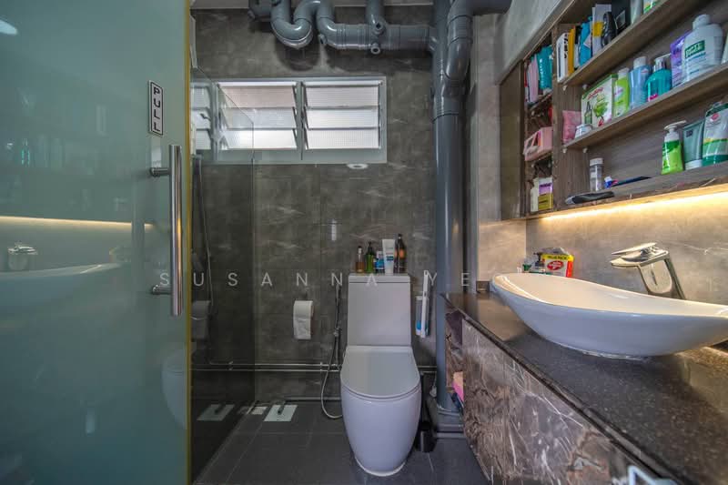 740 Pasir Ris Street 71, 740 Pasir Ris Street 71, 3 Bedrooms, 1,367 sqft, HDB Flat For Sale, by Susanna Yeow, 500164287 - Bathroom - PropertyGuru.com.sg