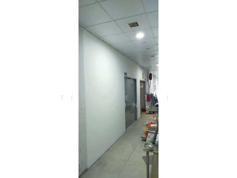 Premier @ Kaki Bukit, 8 Kaki Bukit Avenue 4, 1,098 sqft, Factory / Workshop (B2) For Rent, by Teo Wee Tat (Alvin), 500164288 - Corridor - CommercialGuru.com.sg