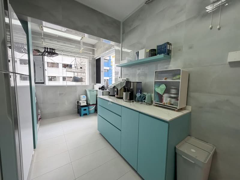 335 Sembawang Close, 335 Sembawang Close, 4 Bedrooms, 1,302 sqft, HDB Flat For Sale, by Loh Audrey, 500164289 - Kitchen - PropertyGuru.com.sg