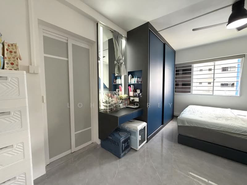 335 Sembawang Close, 335 Sembawang Close, 4 Bedrooms, 1,302 sqft, HDB Flat For Sale, by Loh Audrey, 500164289 - Bedroom - PropertyGuru.com.sg