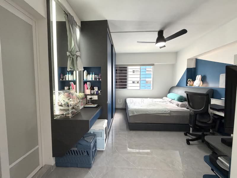 335 Sembawang Close, 335 Sembawang Close, 4 Bedrooms, 1,302 sqft, HDB Flat For Sale, by Loh Audrey, 500164289 - Bedroom - PropertyGuru.com.sg