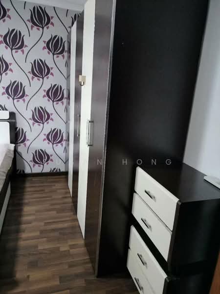 519 Jurong West Street 52, 519 Jurong West Street 52, 3 Bedrooms, 800 sqft, HDB Flat For Rent, by Susan Hong, 500164290 - Bedroom - PropertyGuru.com.sg