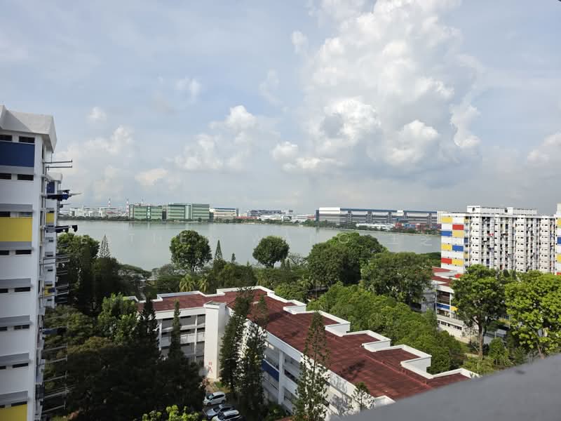 44 Teban Gardens Road, 44 Teban Gardens Road, 2 Bedrooms, 731 sqft, HDB Flat For Sale, by Esther Wang 王芝茵, 500164296 - Exterior - PropertyGuru.com.sg