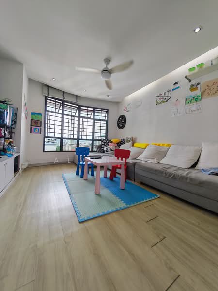 14 Upper Boon Keng Road, 14 Upper Boon Keng Road, 3 Bedrooms, 1,097 sqft, HDB Flat For Sale, by Alvin Lee, 500164297 - Living Room - PropertyGuru.com.sg