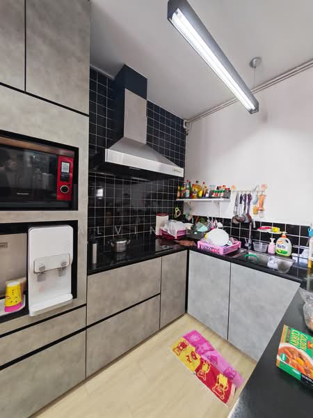 14 Upper Boon Keng Road, 14 Upper Boon Keng Road, 3 Bedrooms, 1,097 sqft, HDB Flat For Sale, by Alvin Lee, 500164297 - Kitchen - PropertyGuru.com.sg