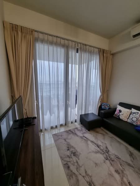 Bedok Residences, 14 Bedok North Drive, 2 Bedrooms, 797 sqft, Condominium For Rent, by Alvin Lee, 500164300 - Living Room - PropertyGuru.com.sg