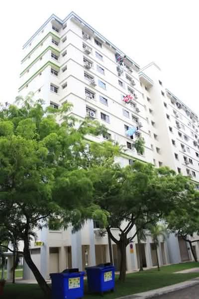 617 Woodlands Avenue 4, 617 Woodlands Avenue 4, Room Rental, 120 sqft, HDB Flat For Rent, by Steven Choo, 500164314 - Exterior - PropertyGuru.com.sg