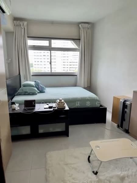 254 Choa Chu Kang Avenue 2, 254 Choa Chu Kang Avenue 2, 3 Bedrooms, 1,313 sqft, HDB Flat For Sale, by Jonathan Kong 江忠仁, 500164315 - Bedroom - PropertyGuru.com.sg
