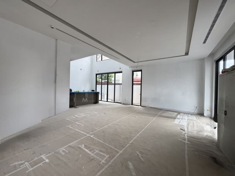 Brand New Freehold Semi-D, 4 levels with Lift, park 3 cars inside, Changi Height - call 8130 3636 to view!, 5 Bedrooms, 5,443 sqft, Semi-Detached House For Sale, by Kim Yan 金燕, 500164321 - Interior - PropertyGuru.com.sg