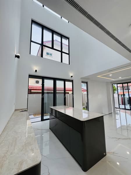 Brand New Freehold Semi-D, 4 levels with Lift, park 3 cars inside, Changi Height - call 8130 3636 to view!, 5 Bedrooms, 5,443 sqft, Semi-Detached House For Sale, by Kim Yan 金燕, 500164321 - Interior - PropertyGuru.com.sg